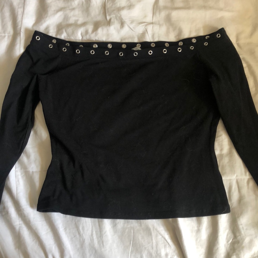 Off the shoulder grommeted crop top